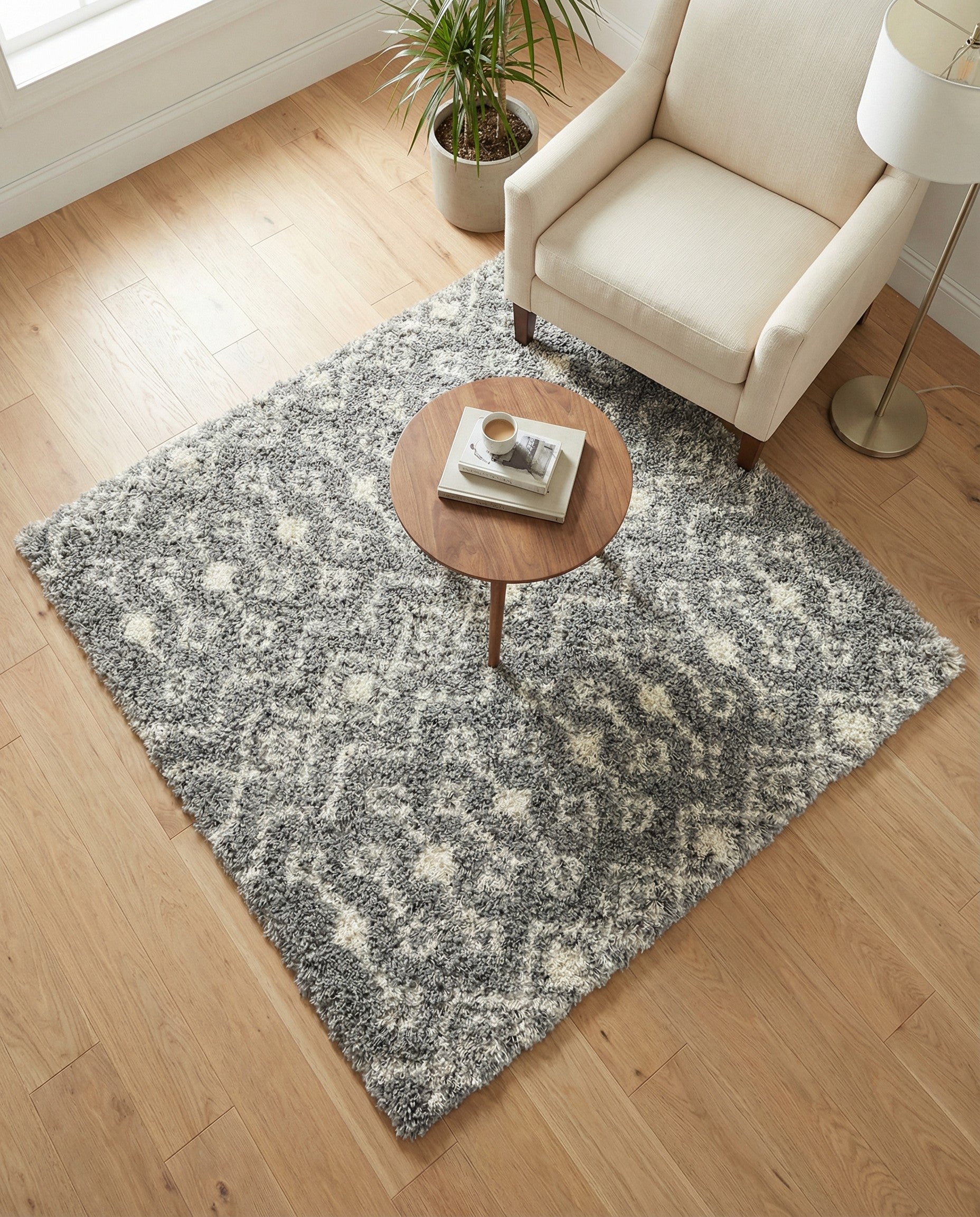 5' 3 x 5' 3 Moroccan Trellis Shag Square Rug