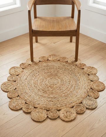 3' 1 x 3' 1 Handmade Braided Jute Round Rug