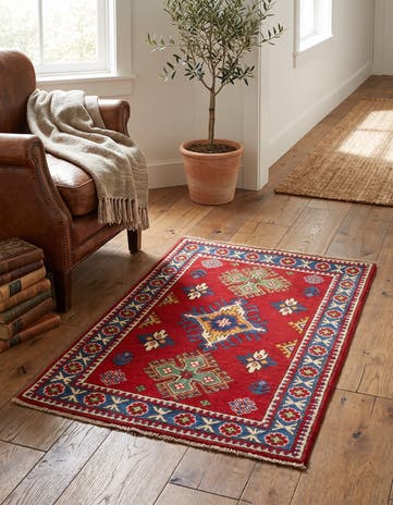 2' 7 x 3' 10 Hand Knotted Kazak Rug