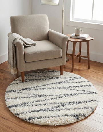 White Serenity Shag Round Rug