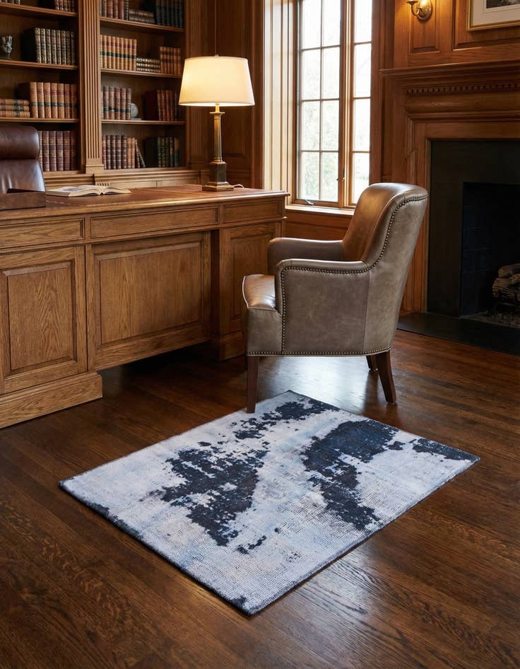 Detail image of 3' 2 x 4' Hand Knotted Ultra Vintage Persian Wool Square Rug