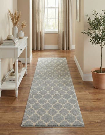 2' x 6' Lattice Runner Rug