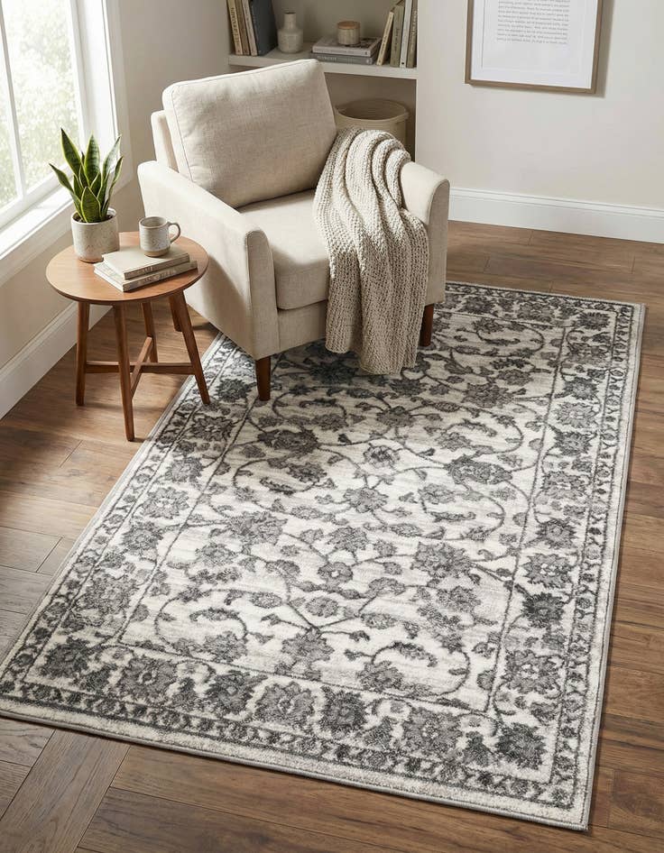 Detail image of 3' 3 x 5' 3 Boston Rug