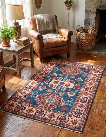 2' 7 x 4' 2 Hand Knotted Kazak Rug