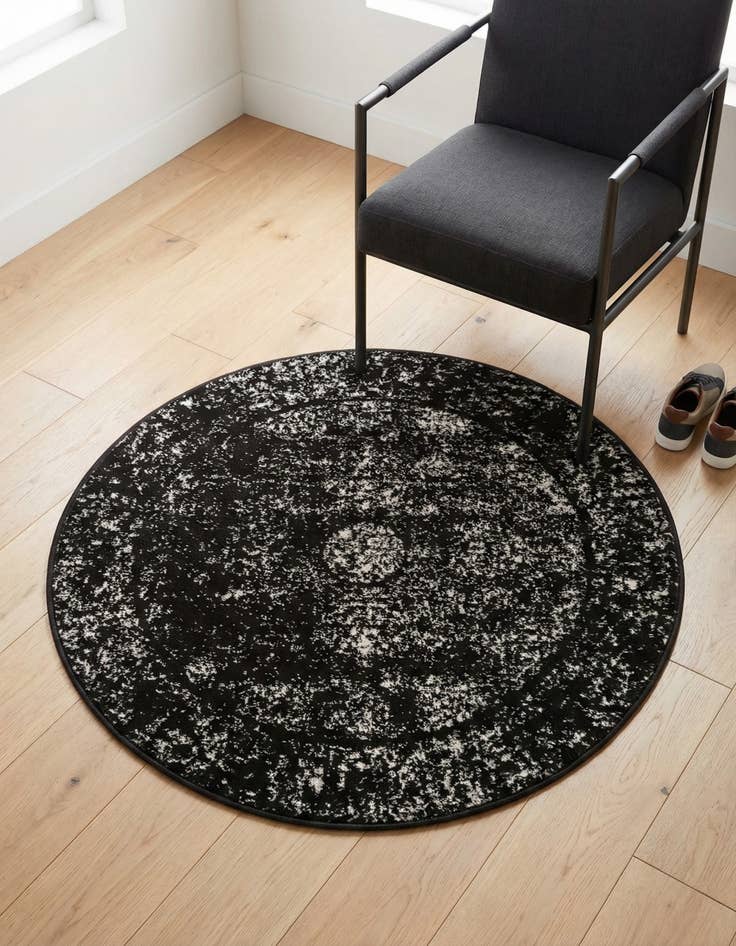 Detail image of  3' 1 x 3' 1 Monte Carlo Round Rug
