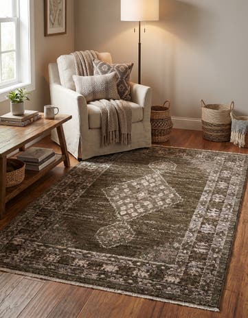Green Grand Tradition Rug