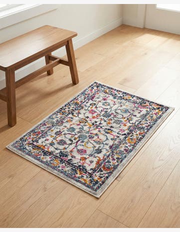 2' 2 x 3' 3 Budapest Rug