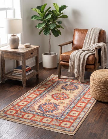 2' 7 x 4' 1 Hand Knotted Kazak Rug