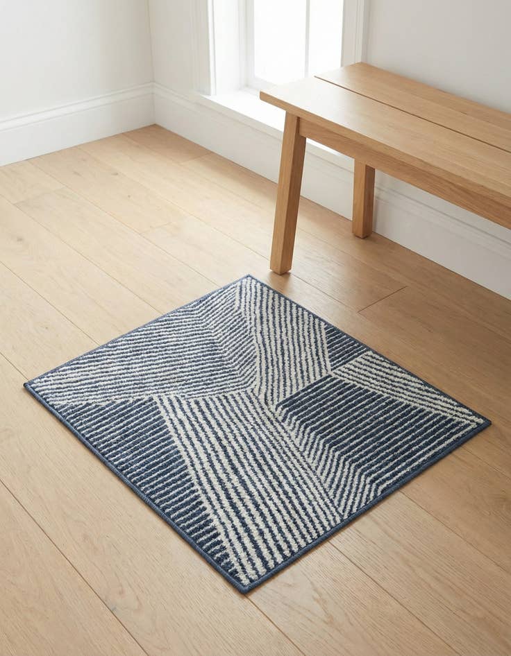 Detail image of 2' x 3' Oslo Rug