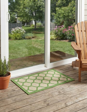 2' 2 x 3' Easy-Clean Lattice Indoor / Outdoor Rug
