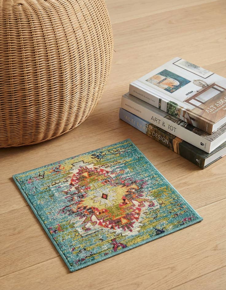 Detail image of 1' 4 x 1' 4 Washable Carnevale Sample Rug