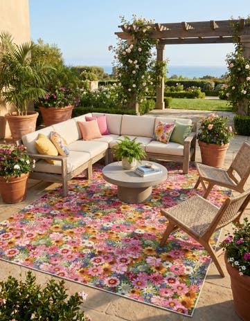 10' x 14' Easy-Clean Botanical Indoor / Outdoor Rug