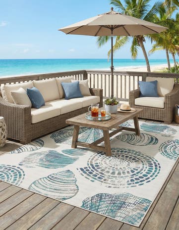 9' x 12' Easy-Clean Coastal Indoor / Outdoor Rug
