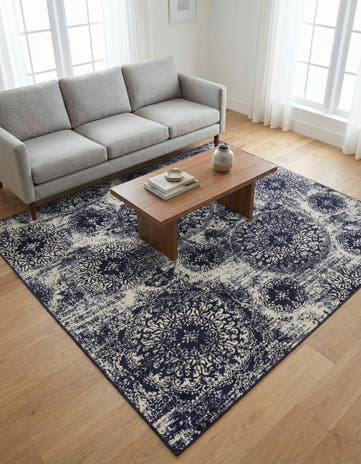 7' 10 x 7' 10 Monte Carlo Square Rug