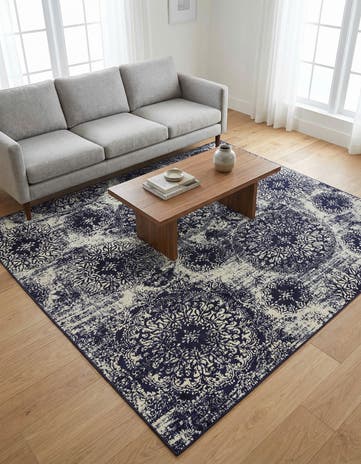 7' 10 x 7' 10 Monte Carlo Square Rug