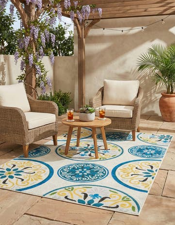 5' x 8' Easy-Clean Modern Indoor / Outdoor Rug