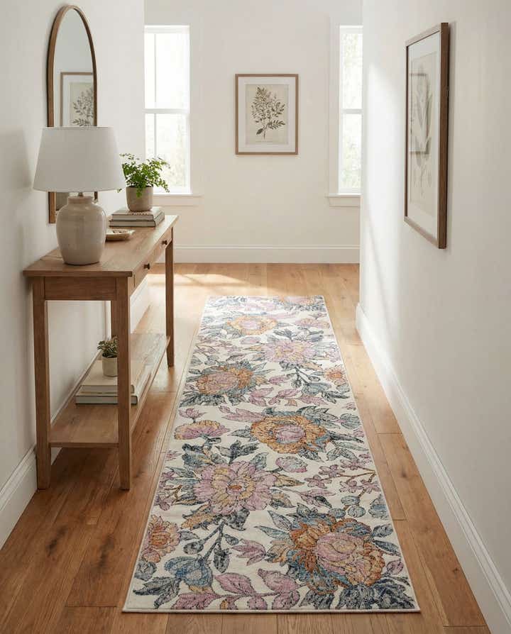 2' 7 x 10' Blossom Runner Rug