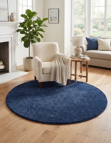 5' x 5' Solid Frieze Round Rug