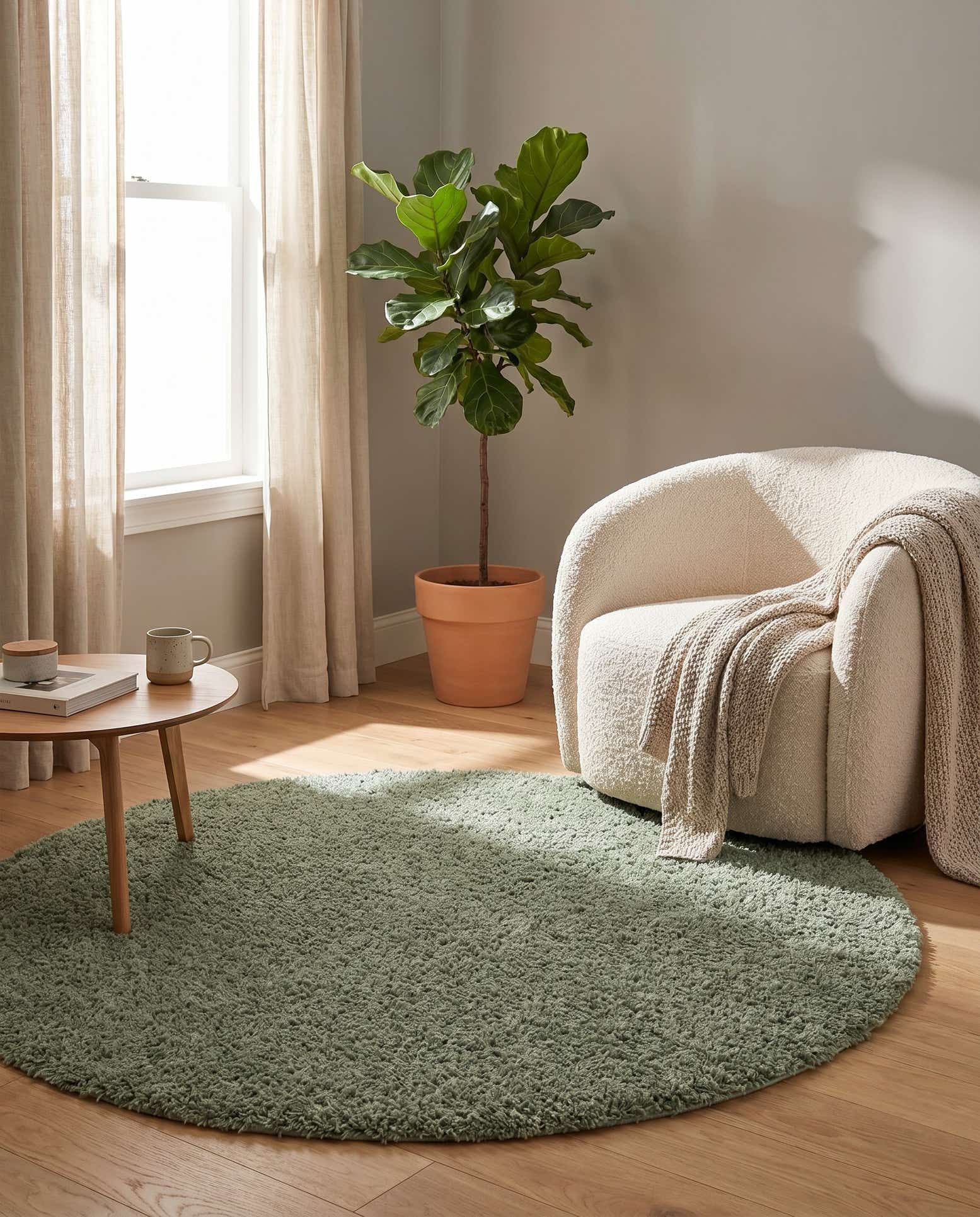 7' 10 x 7' 10 Zermatt Shag Round Rug