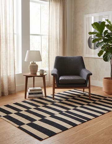 3' 4 x 4' 9 Hand Woven Kilim Modern Wool Rug