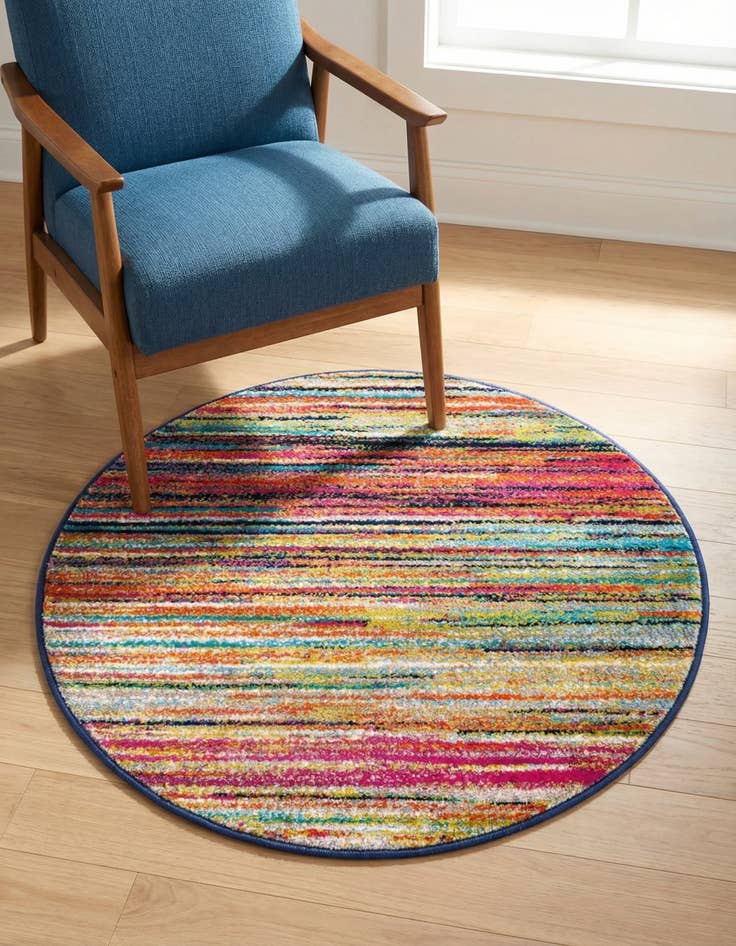 Detail image of 3' x 3' Azalea Round Rug