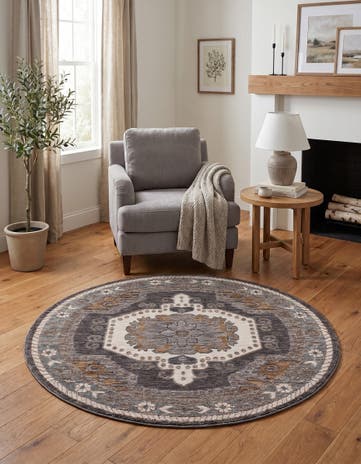 Blue Grand Tradition Round Rug