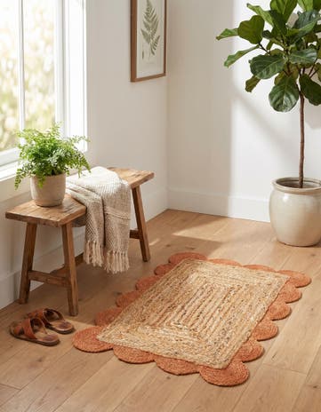 Natural and Terracotta Handmade Scallop Braided Jute Rug