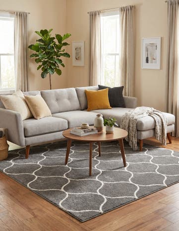7' x 7' Lattice Frieze Square Rug