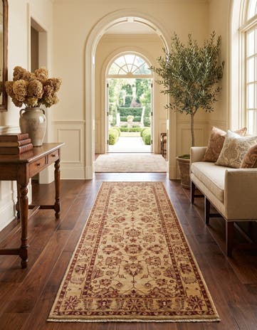 2' 8 x 7' 8 Hand Knotted Ziegler Runner Rug