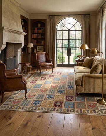 8' 3 x 10' 3 Hand Knotted Ziegler Rug