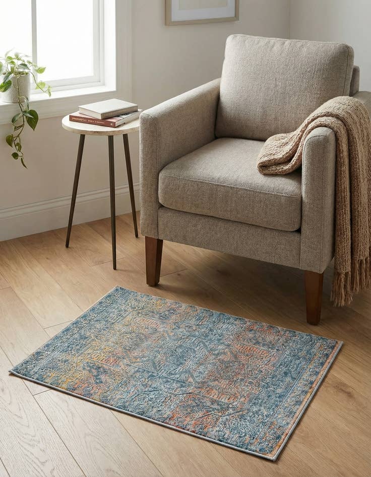 Detail image of 2' x 3' Newport Rug