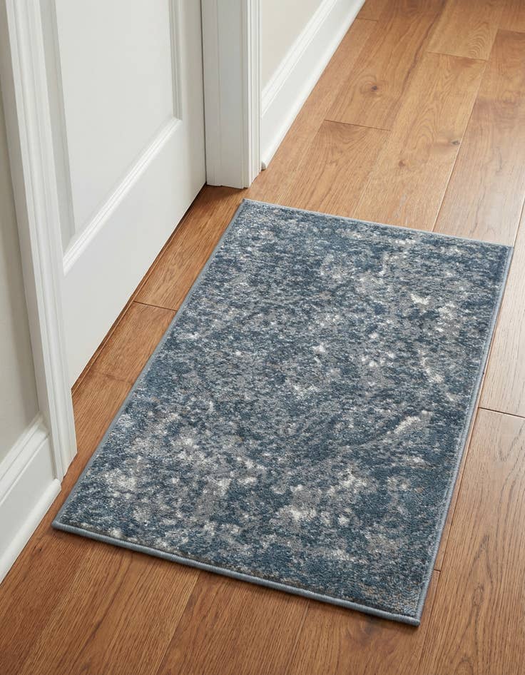 Detail image of 2' 2 x 3' Oregon Rug