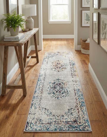 Gray Amulet Runner Rug