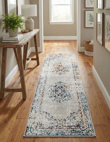 Gray Amulet Runner Rug