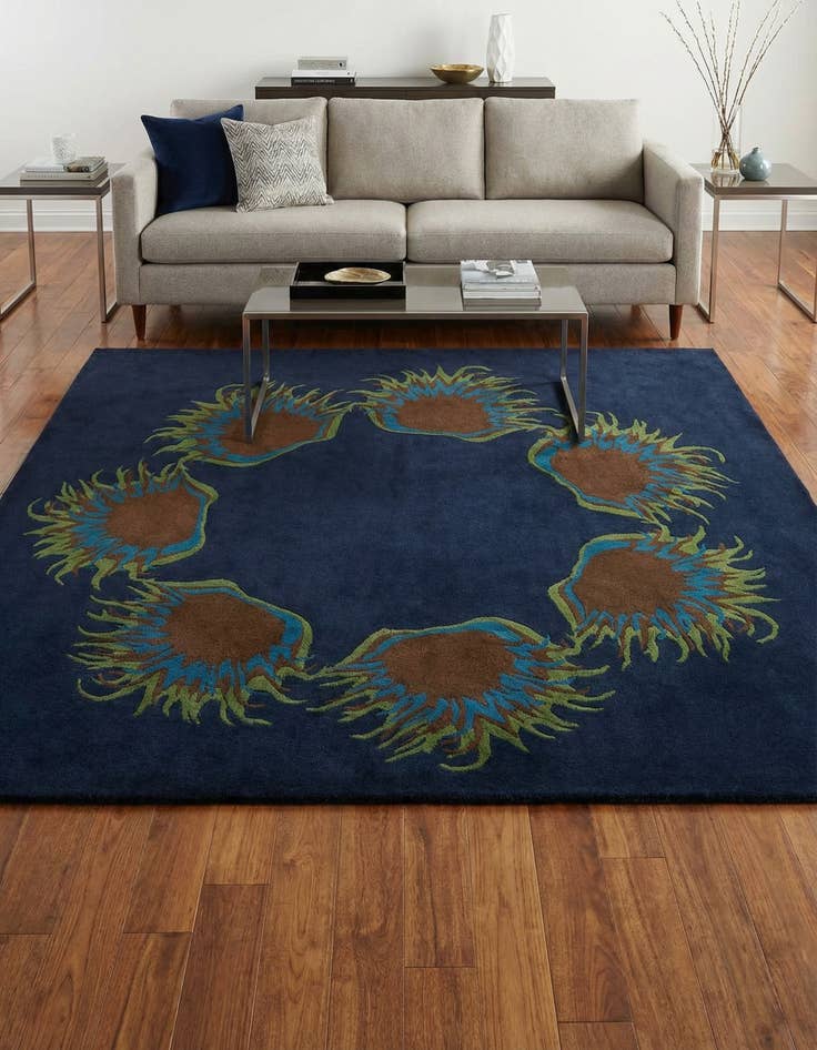 Detail image of 7' 6 x 7' 6 Luna Square Rug