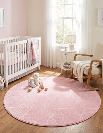 7' 10 x 7' 10 Lattice Frieze Round Rug