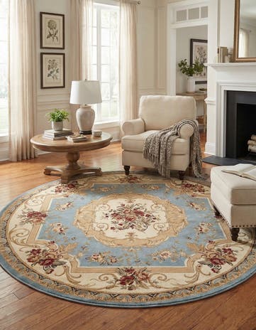 7' 10 x 7' 10 Classic Aubusson Round Rug