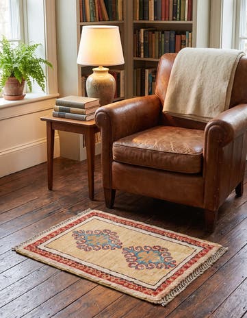 1' 4 x 2' Hand Knotted Ziegler Rug
