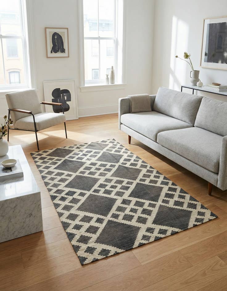 Detail image of 3' 8 x 6' Hand Woven Kilim Modern Wool Rug