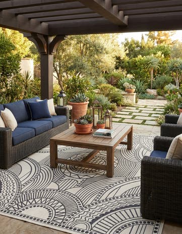 12' x 12' Easy-Clean Traditional Indoor / Outdoor Square Rug