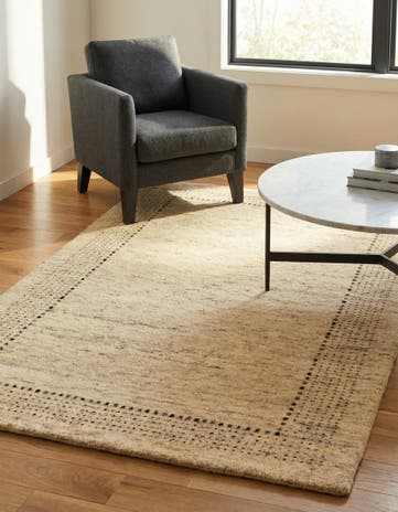 4' x 5' 10 Hand Knotted Gabbeh Wool Rug