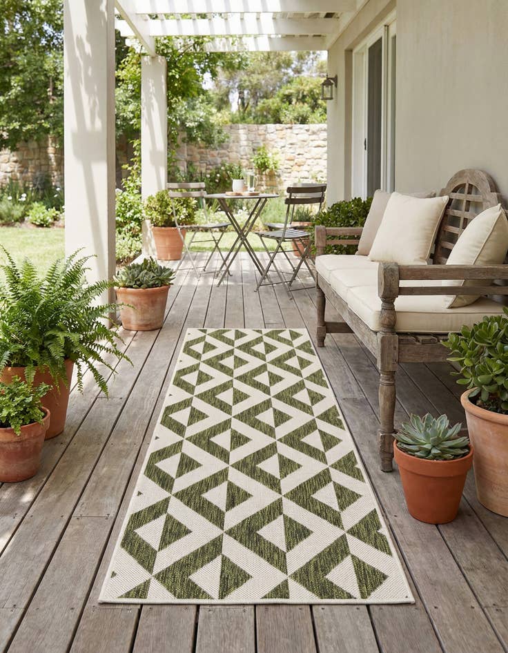 Detail image of 2' x 6' Washable Jill Zarin Napa Indoor / Outdoor Runner Rug