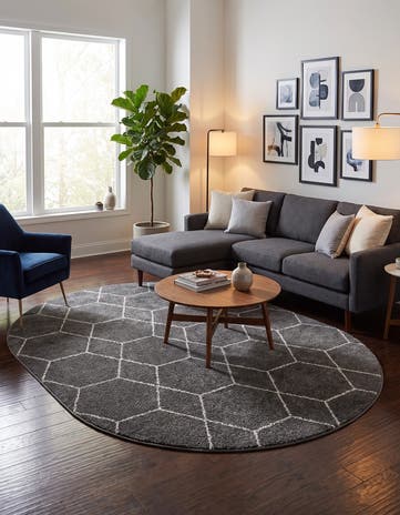 240cm x 305cm Trellis Frieze Oval Rug