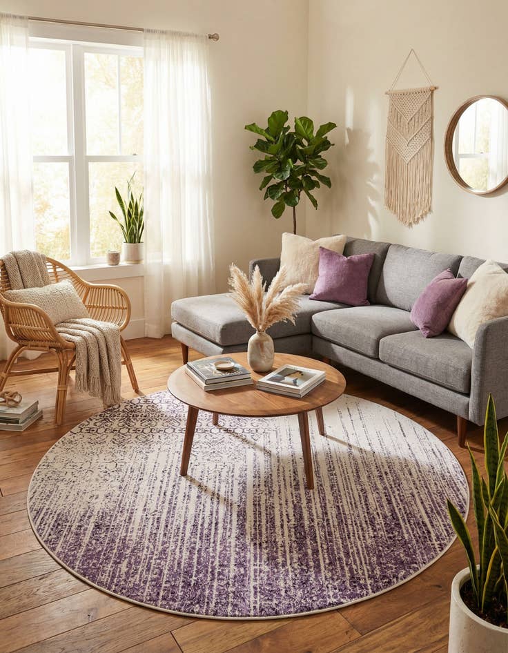 Detail image of 7' 10 x 7' 10 Angelica Round Rug