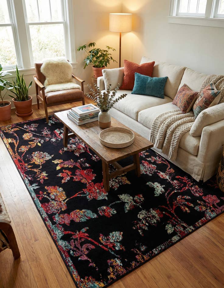 Detail image of 7' x 10' Madeline Rug