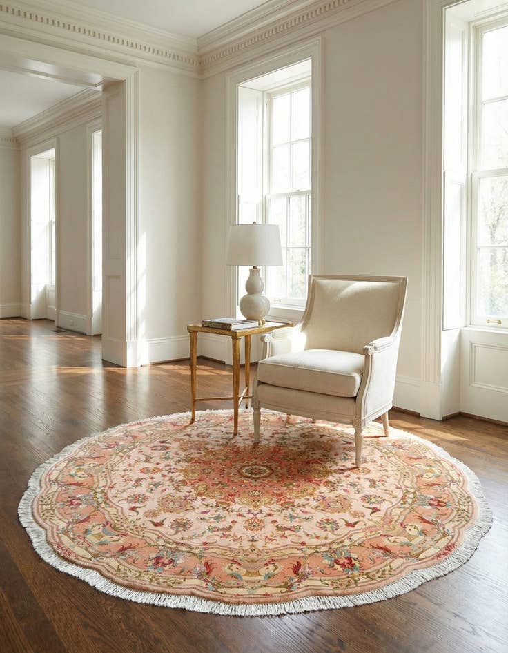 Detail image of 4' 11 x 4' 11 Tabriz Round Rug