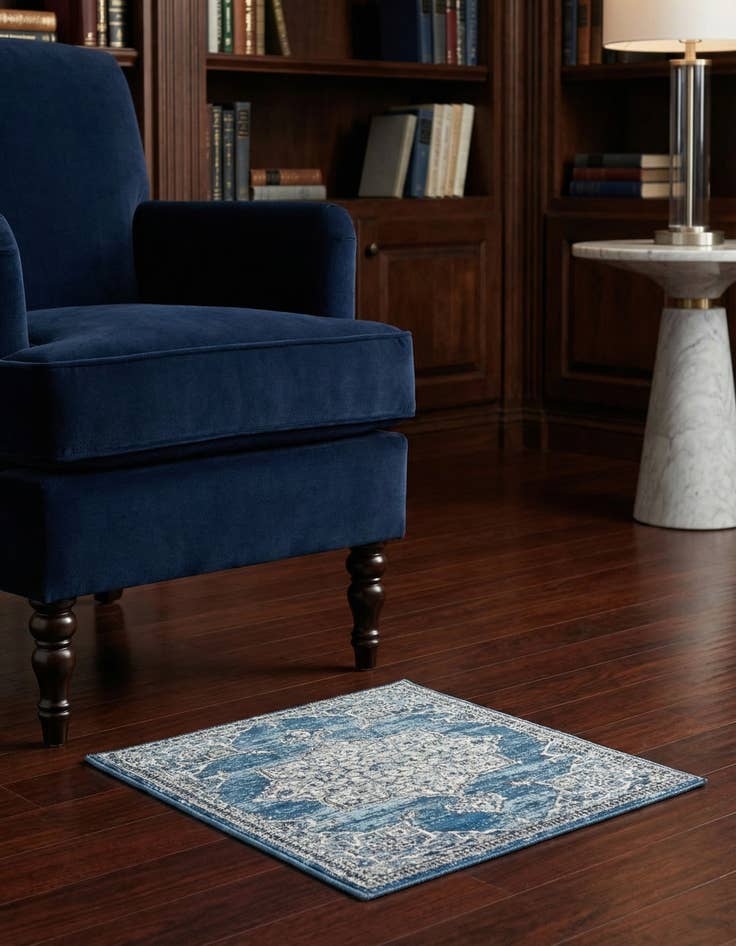 Detail image of 1' 4 x 1' 4 Nyla Sample Rug