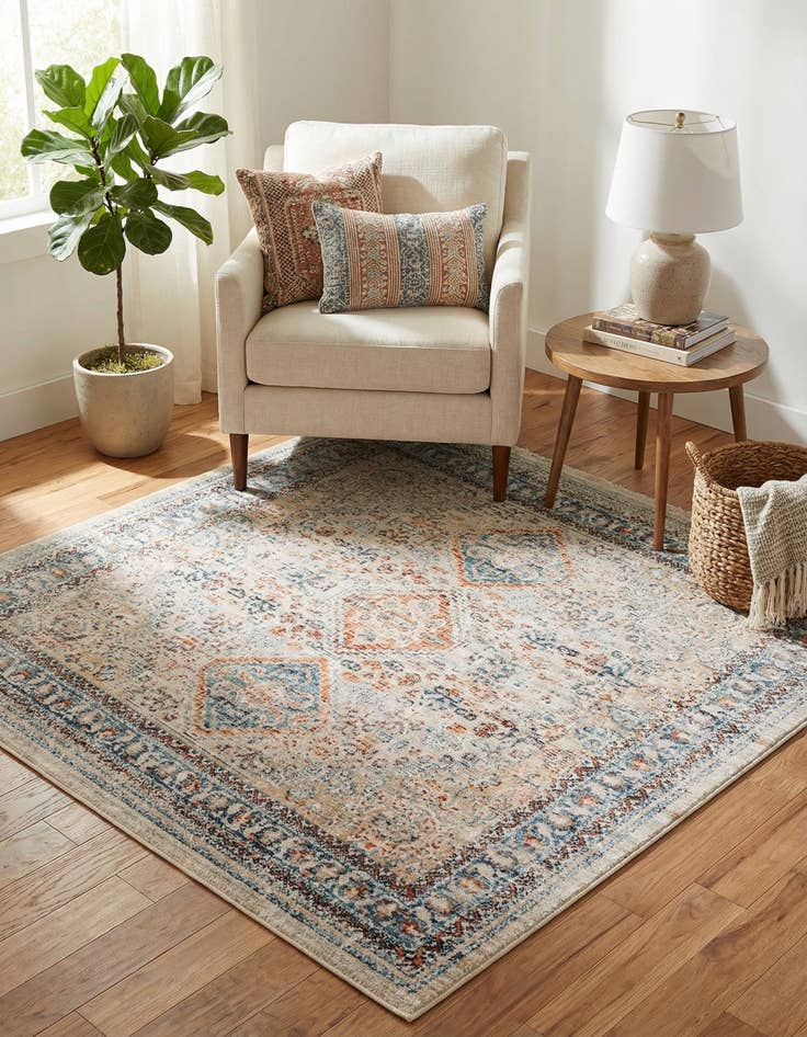 Detail image of 4' x 4' Newport Square Rug