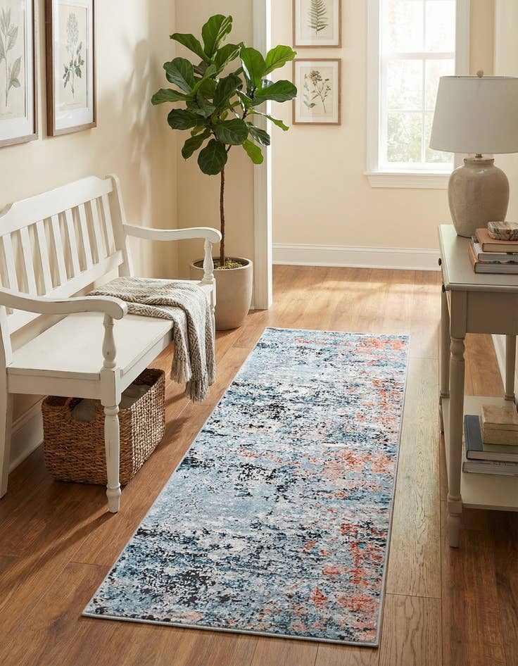 Detail image of 2' 2 x 6' Leipzig Runner Rug