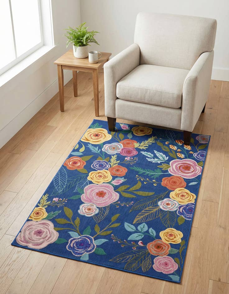 Detail image of 3' 3 x 5' 3 Blossom Rug